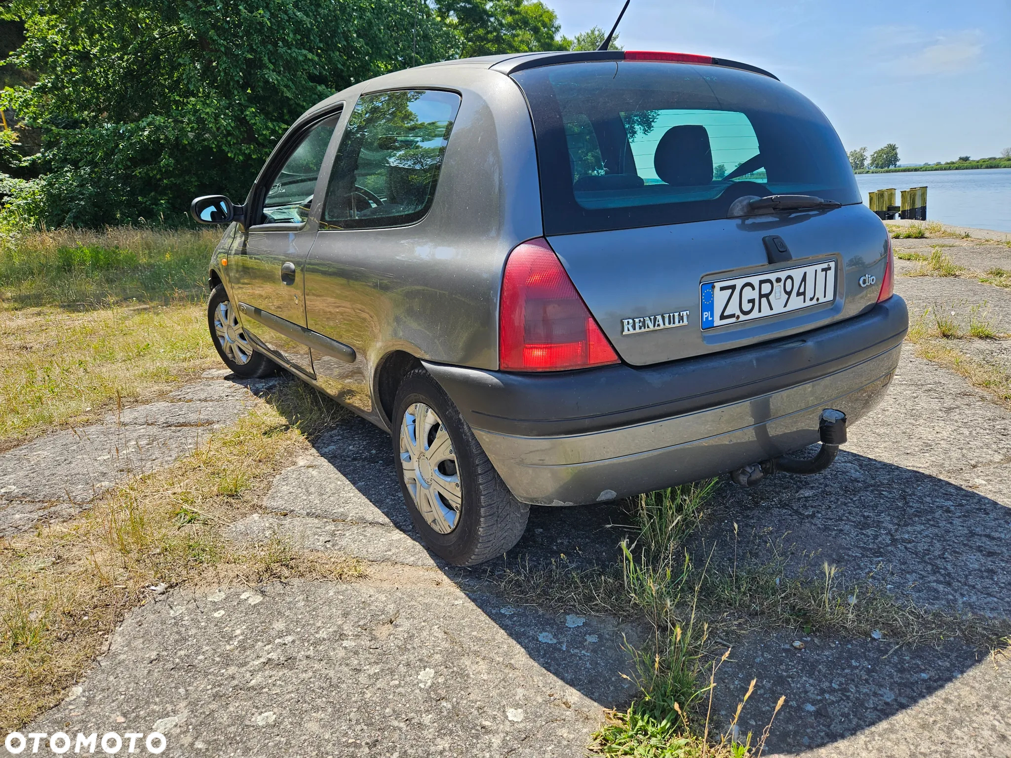 Renault Clio 1.9 D RT - 11