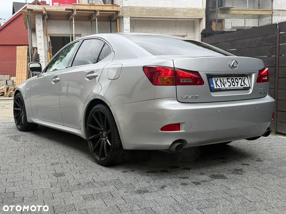 Lexus IS 250 Prestige - 4