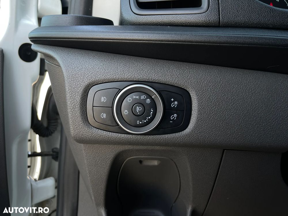 Ford Transit Custom - 16