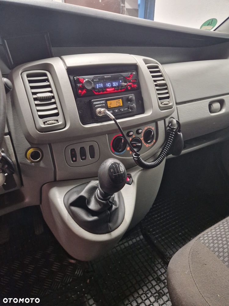 Renault Trafic - 6