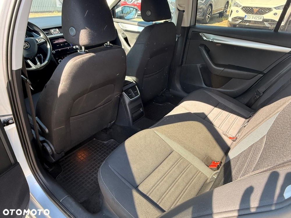 Skoda Octavia 1.6 TDI SCR Ambition - 27