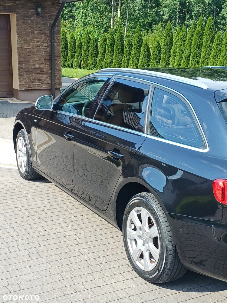 Audi A4 Avant - 8