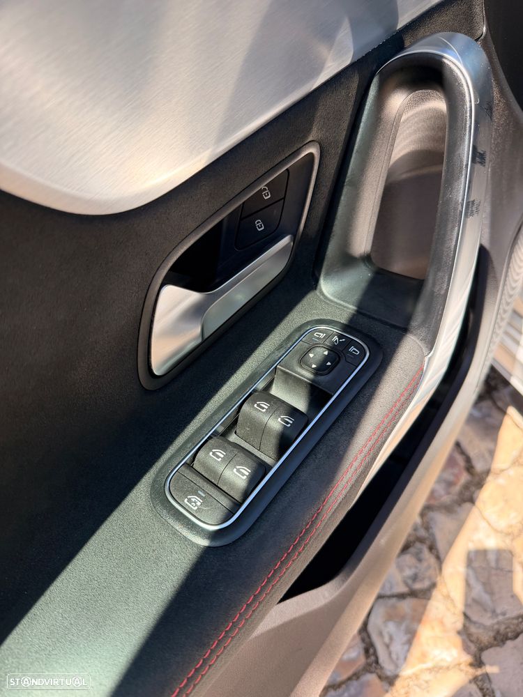 Mercedes-Benz A 160 AMG Line - 14