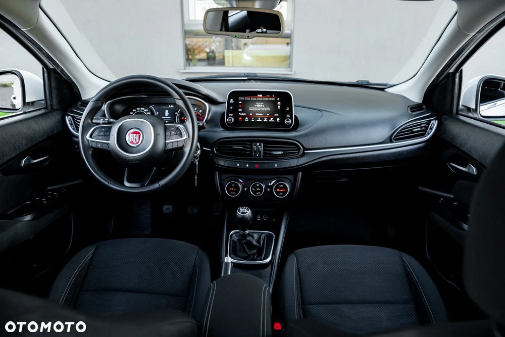 Fiat Tipo 1.4 T-Jet Lounge - 25