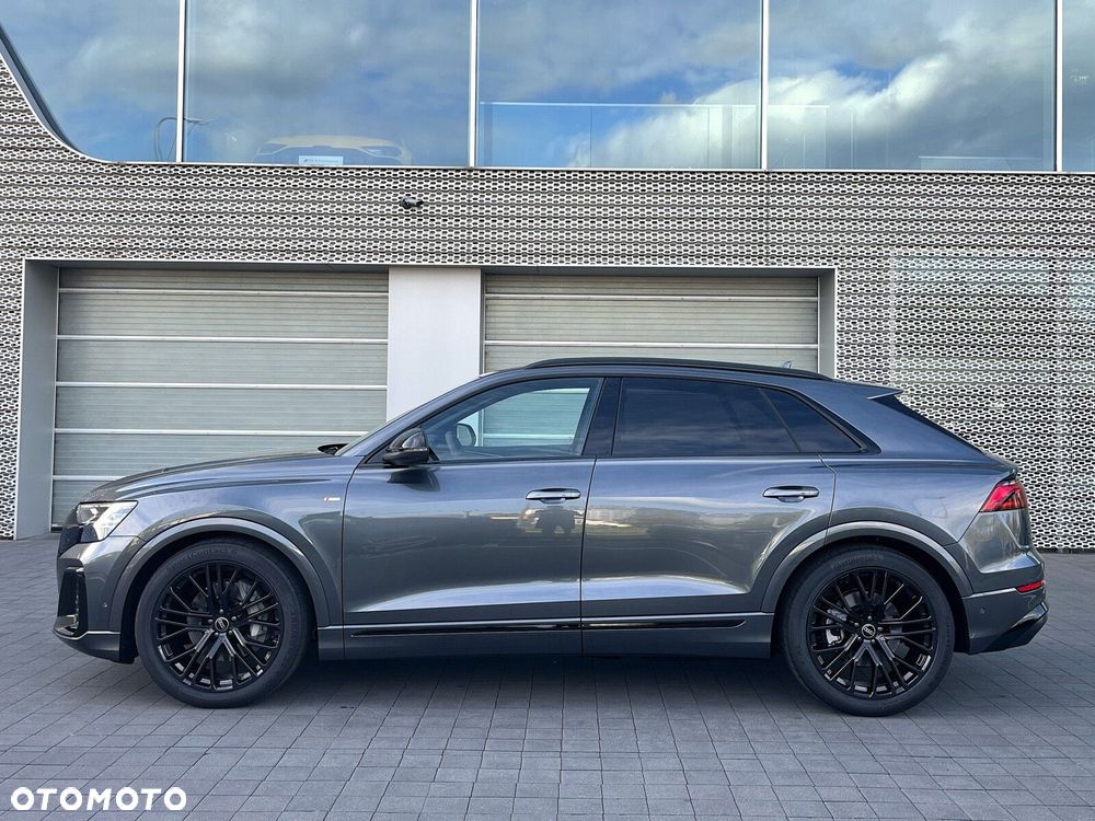 Audi Q8 - 7
