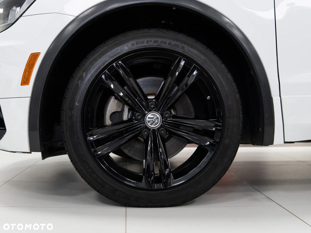 Volkswagen Tiguan - 9