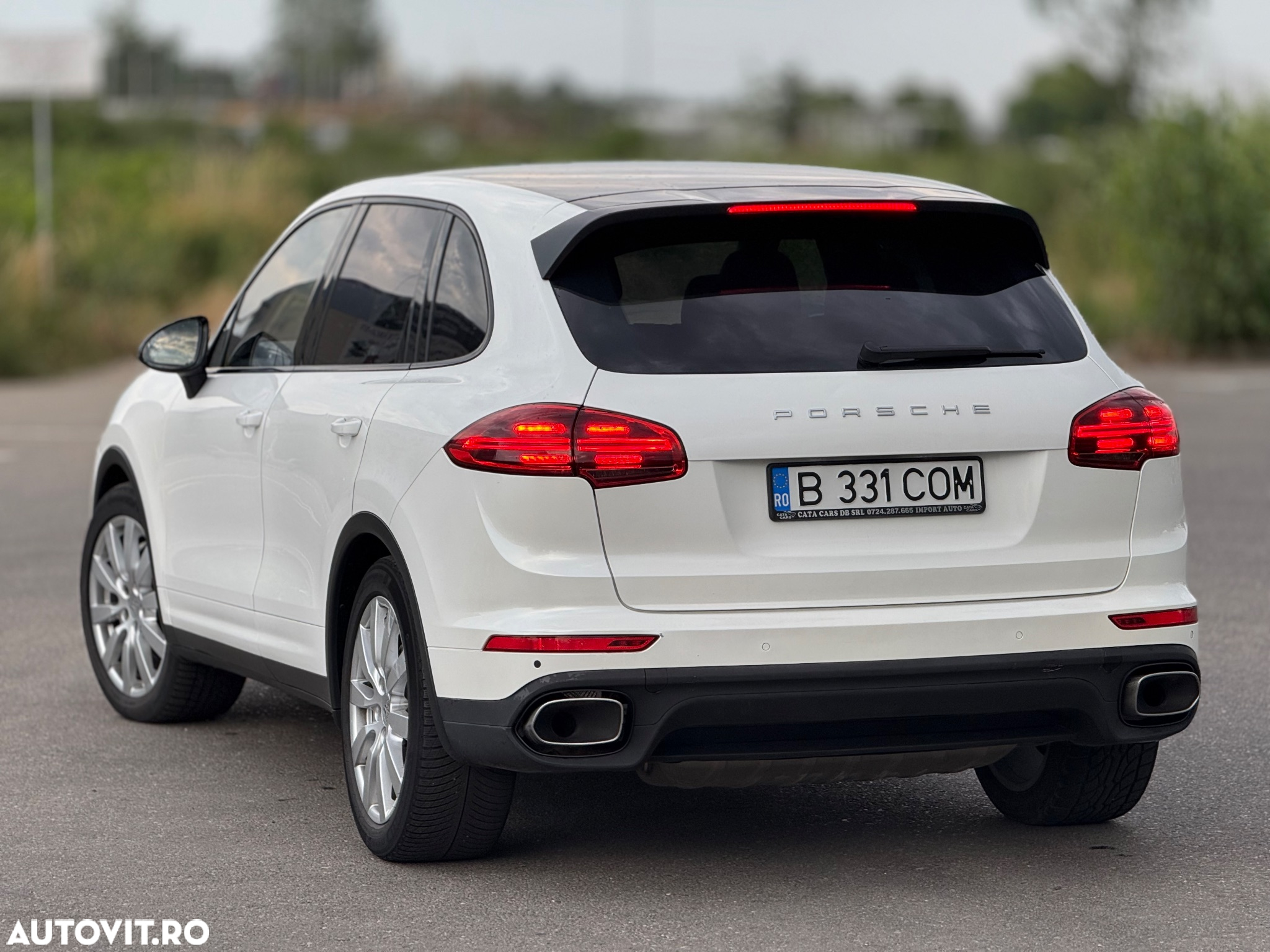 Porsche Cayenne 3.0 L - 5
