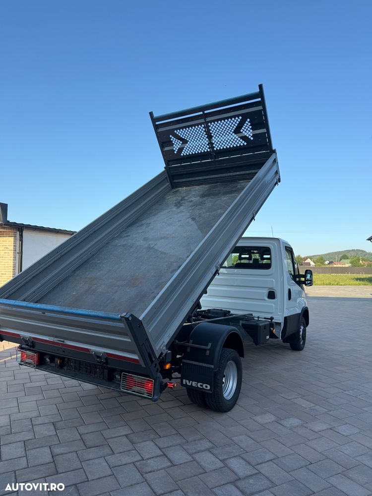Iveco Daily - 12