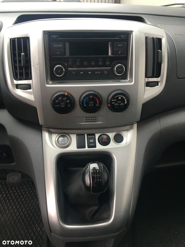 Nissan NV200 - 11
