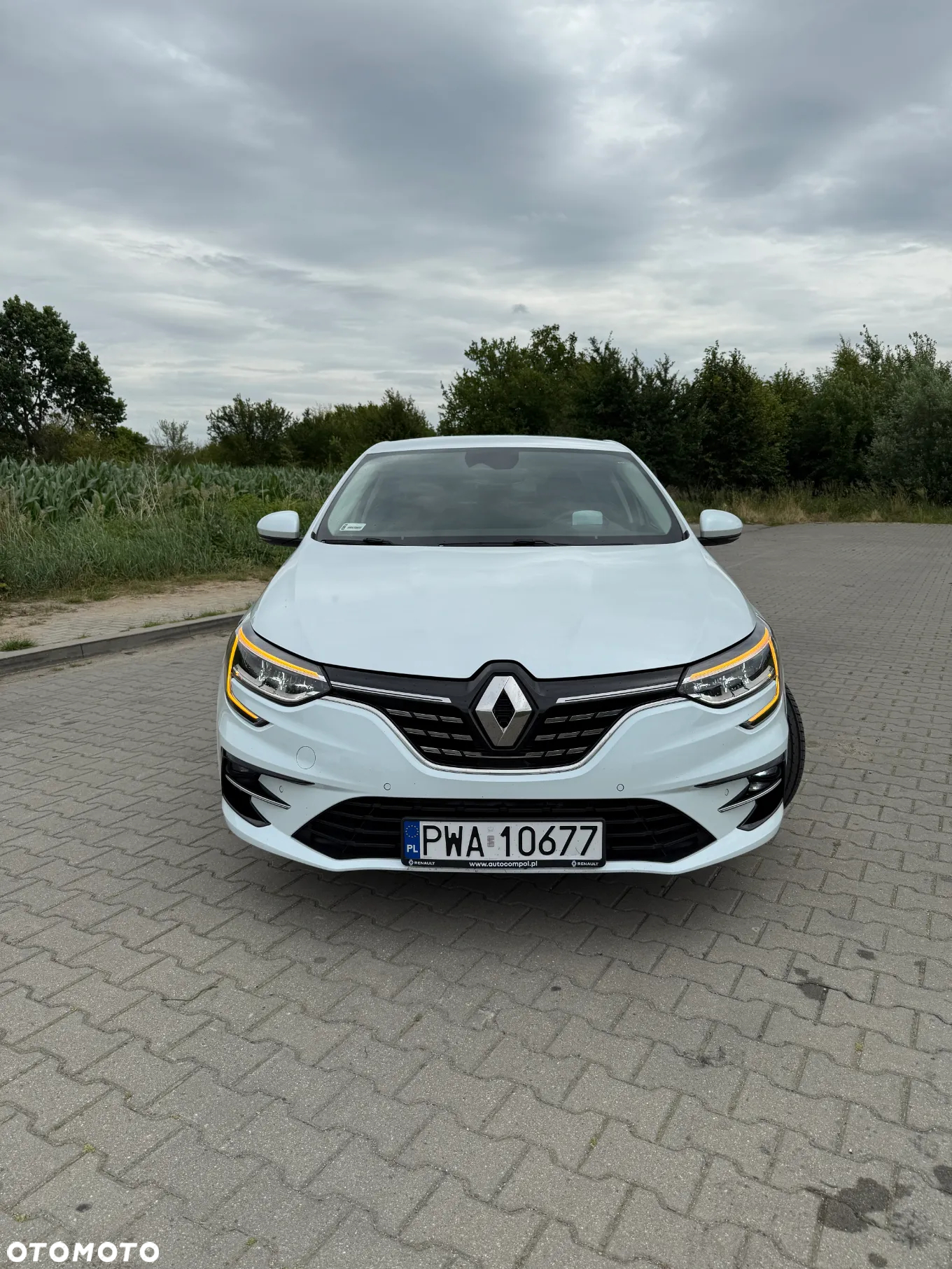 Renault Megane 1.3 TCe FAP Intens EDC - 10