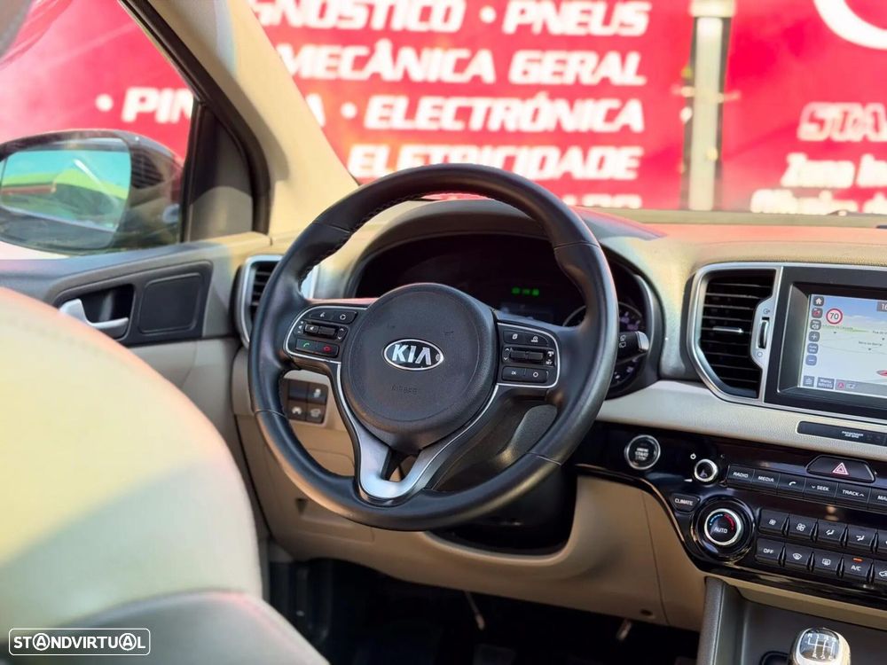 Kia Sportage - 16