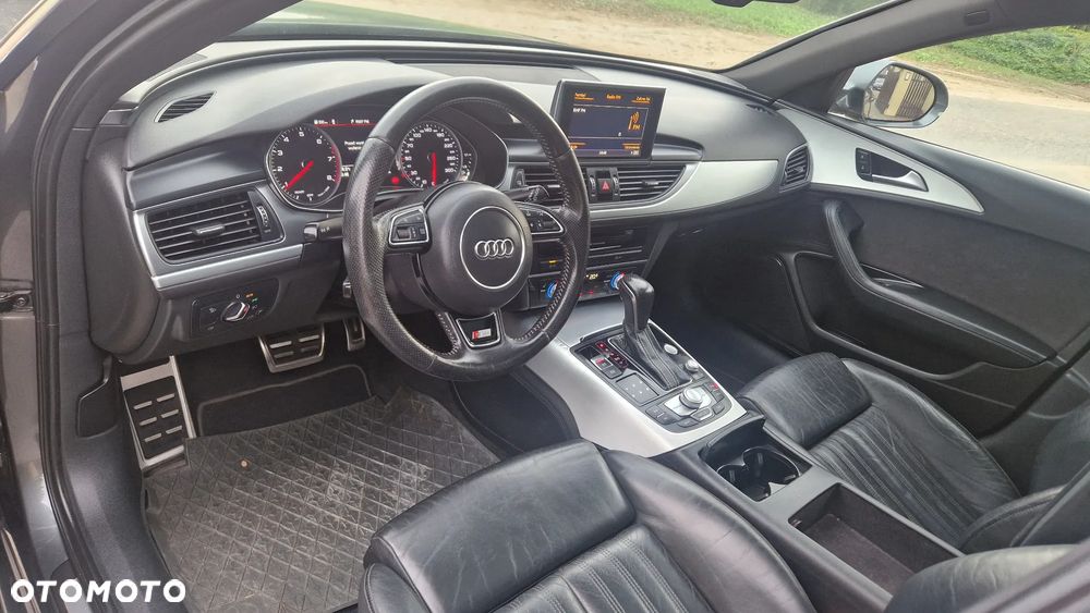 Audi A6 Avant - 11