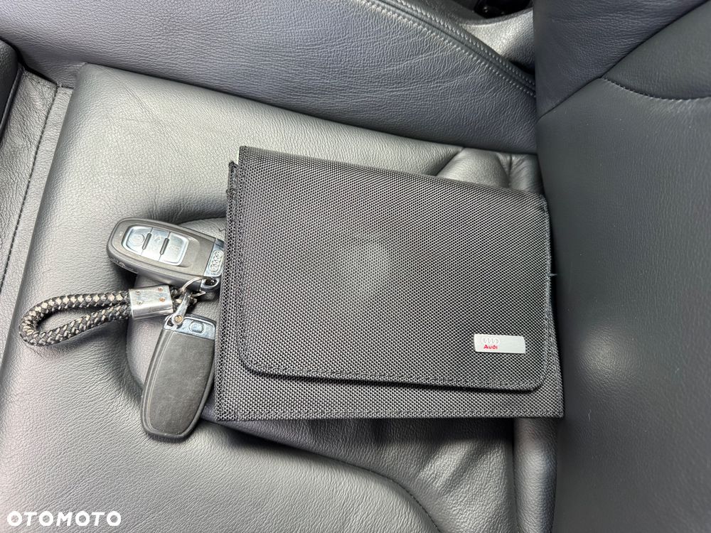 Audi A4 Limousine 2.0 TDI DPF S line Sportpaket (plus) - 30