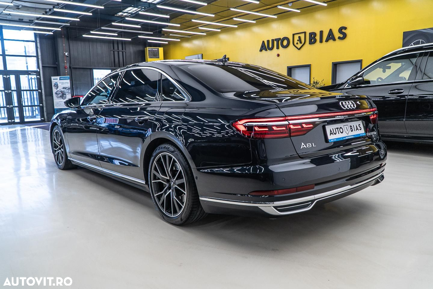 Audi A8 60 TFSI e quattro Tiptronic PHEV - 6
