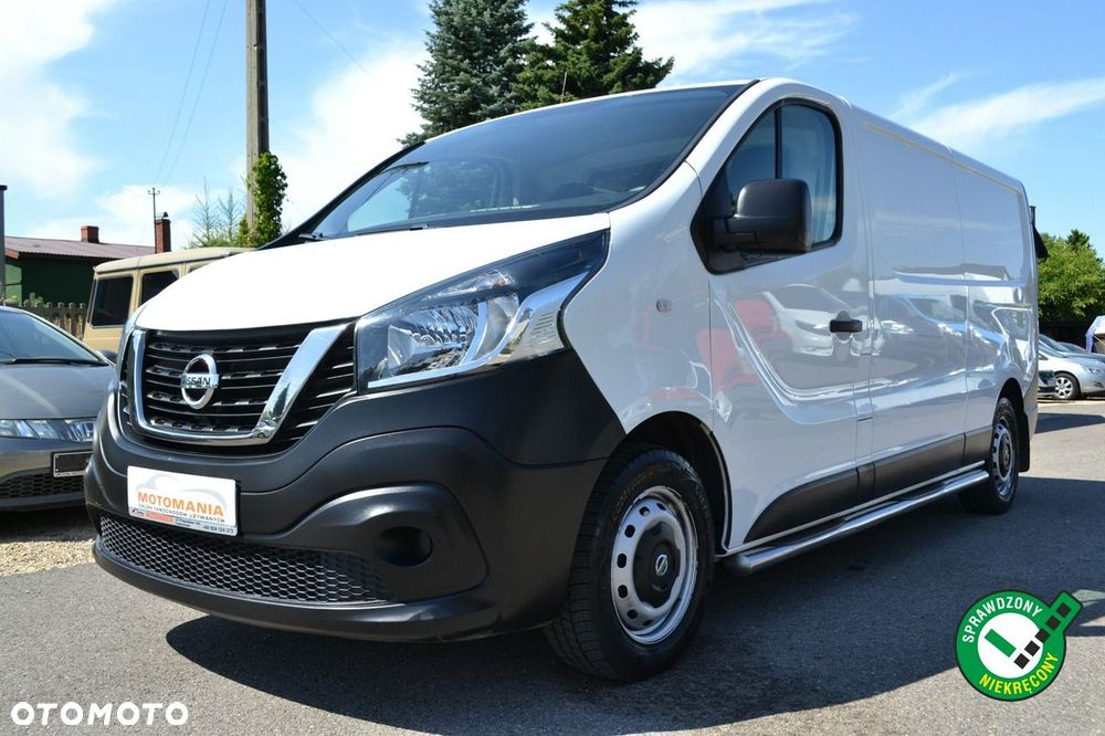 Nissan NV300 - 1