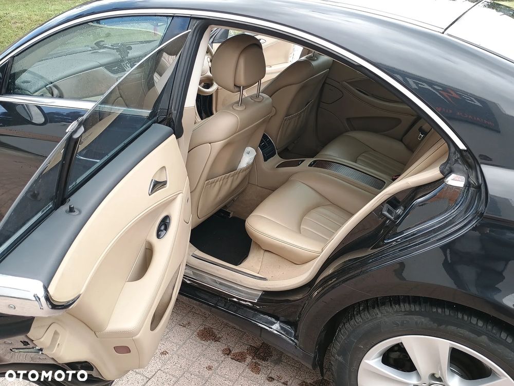 Mercedes-Benz CLS - 8