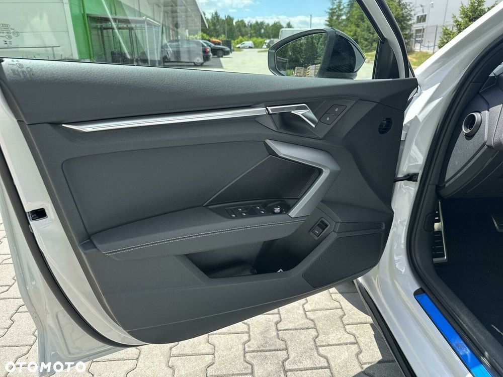 Audi A3 Sportback - 10