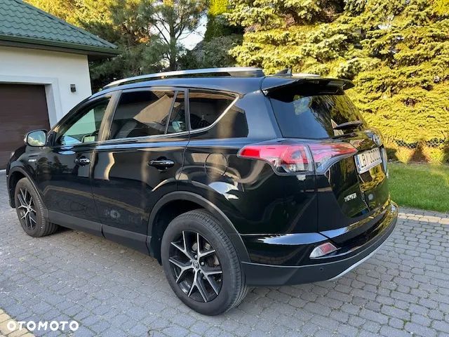 Toyota RAV4 - 7