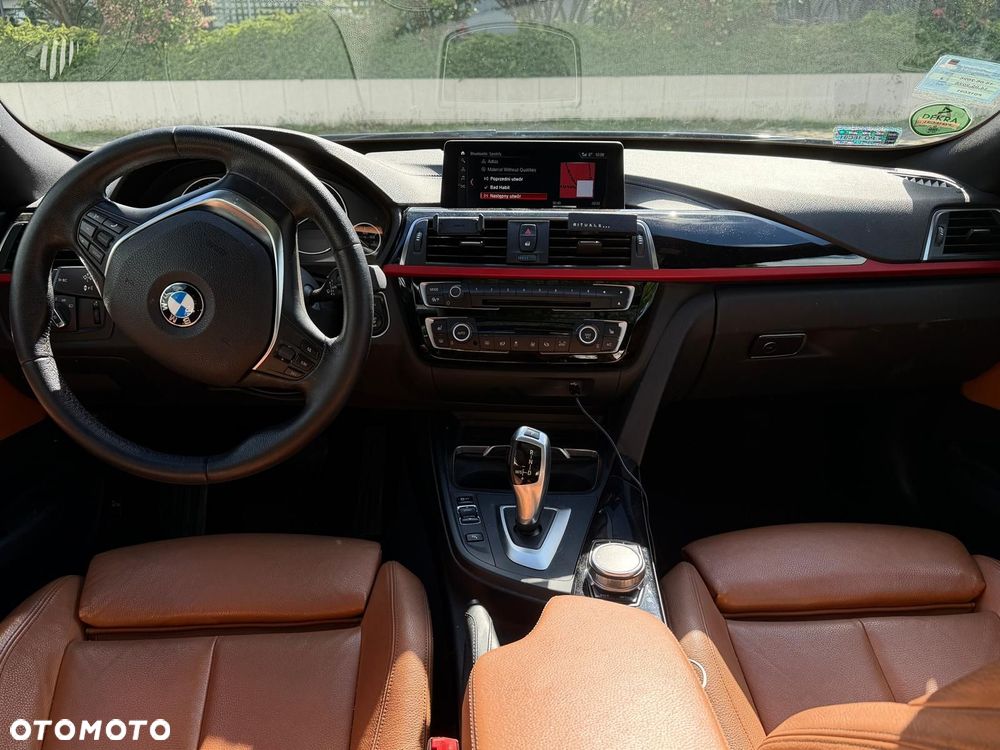 BMW Seria 3 320d xDrive Sport Line - 30
