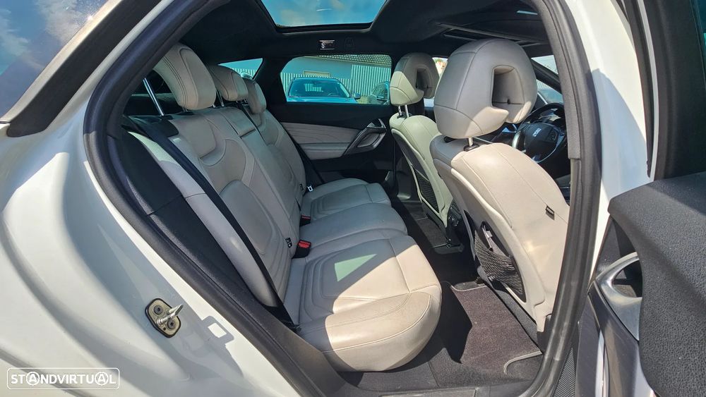 Citroën DS5 2.0 HDi Hybrid4 Sport Chic CMP6 - 30