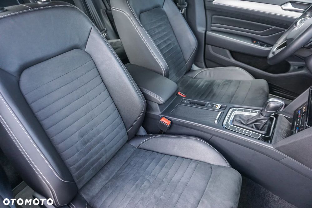 Volkswagen Passat ver-2-0-tdi-evo-elegance-dsg - 18