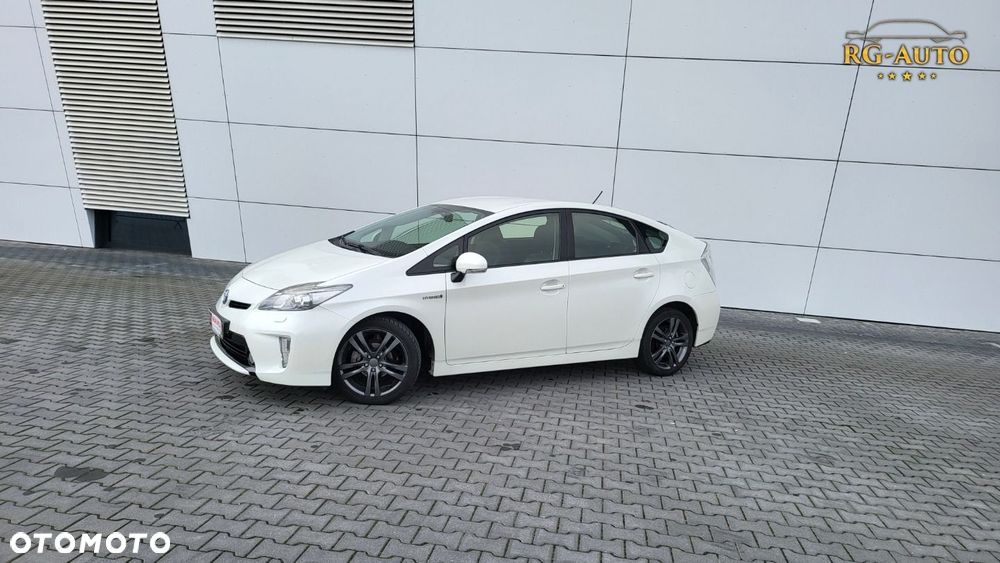 Toyota Prius - 14