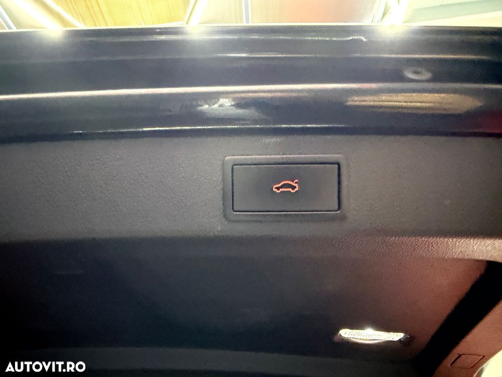 Skoda Superb 2.0 TDI DSG Ambition - 17