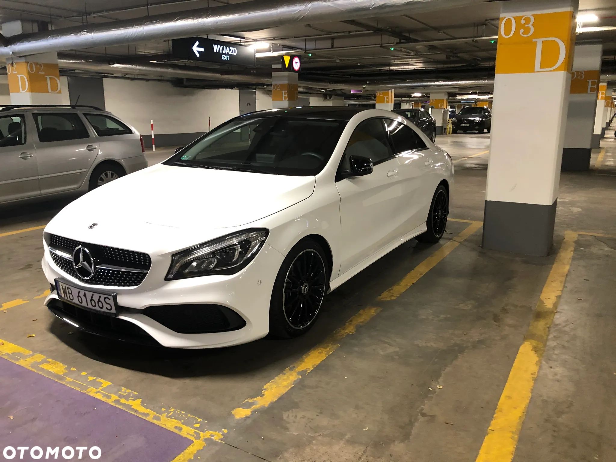Mercedes-Benz CLA 220 4-Matic AMG Line - 1