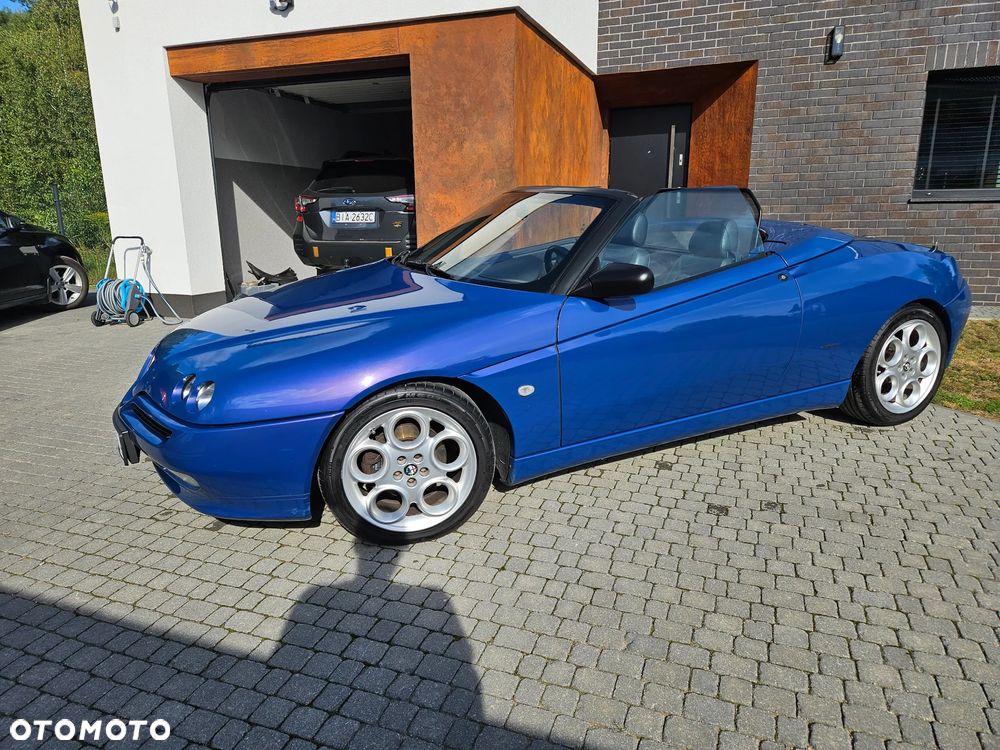 Alfa Romeo Spider - 7