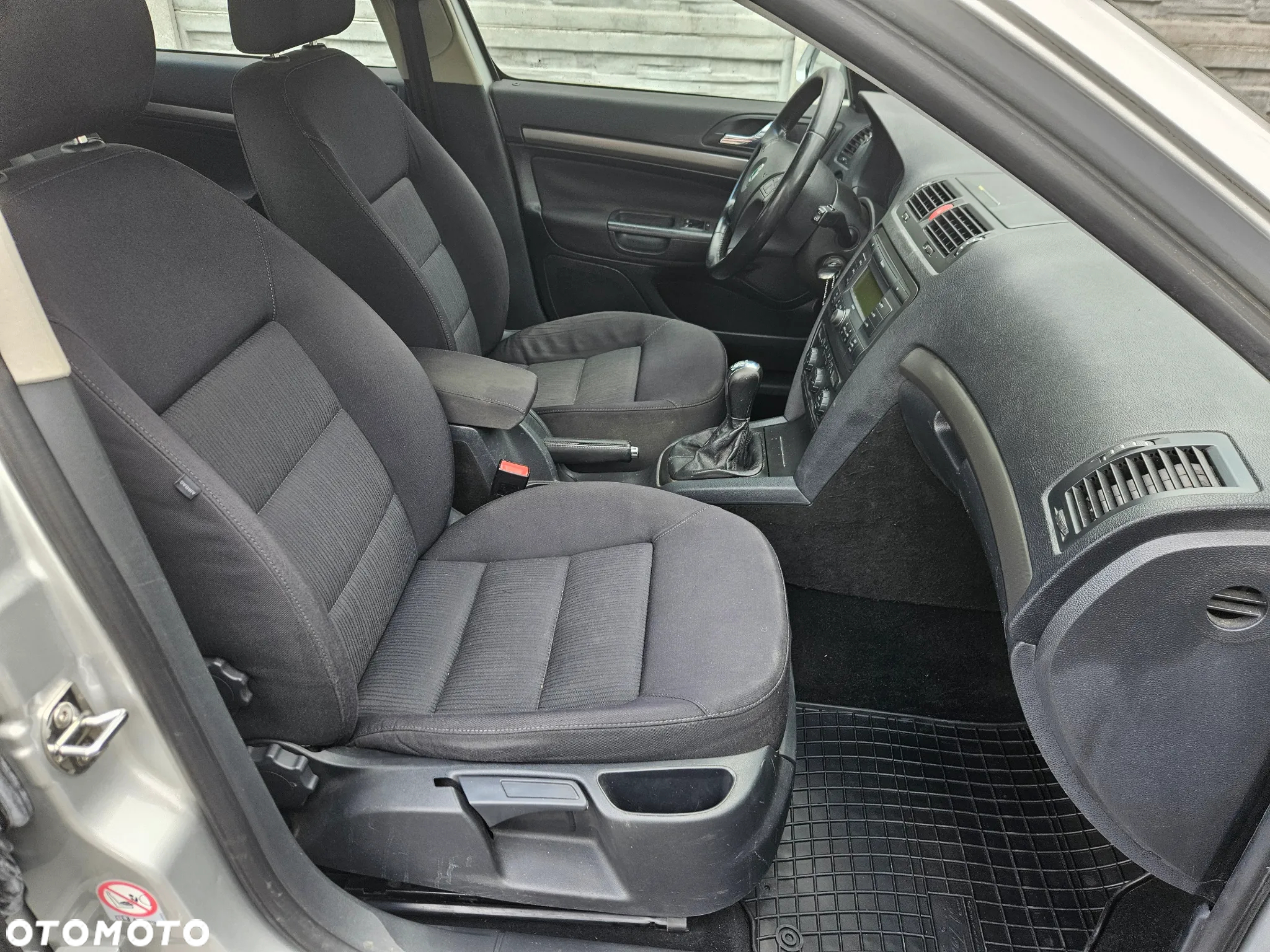Skoda Octavia Combi 1.6 Elegance - 18