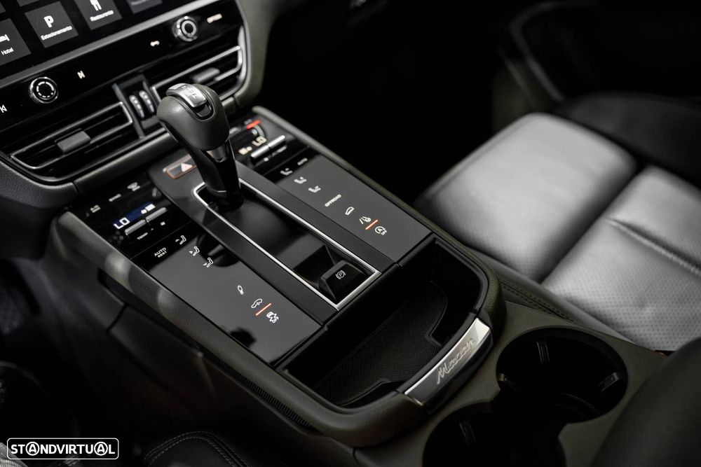 Porsche Macan 2.0T - 34