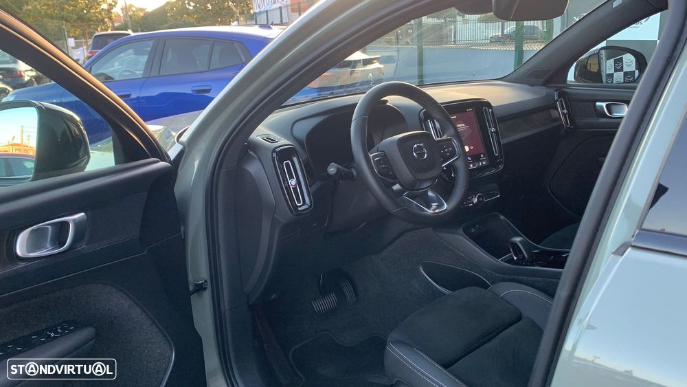 Volvo C40 Recharge 82 kWh Single M. Extended Range RWD Plus - 6