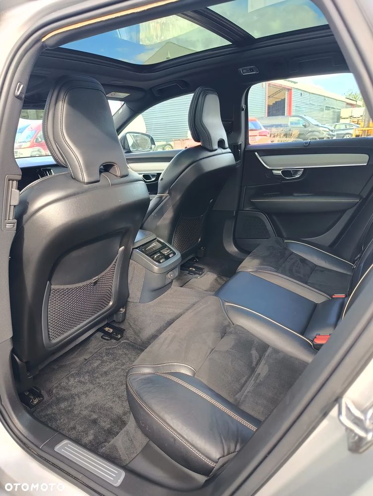 Volvo V90 - 17