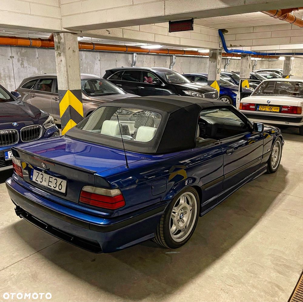 BMW Seria 3 320i - 7