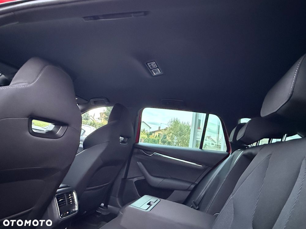 Skoda Octavia 2.0 TDI 4x4 Sportline DSG - 10