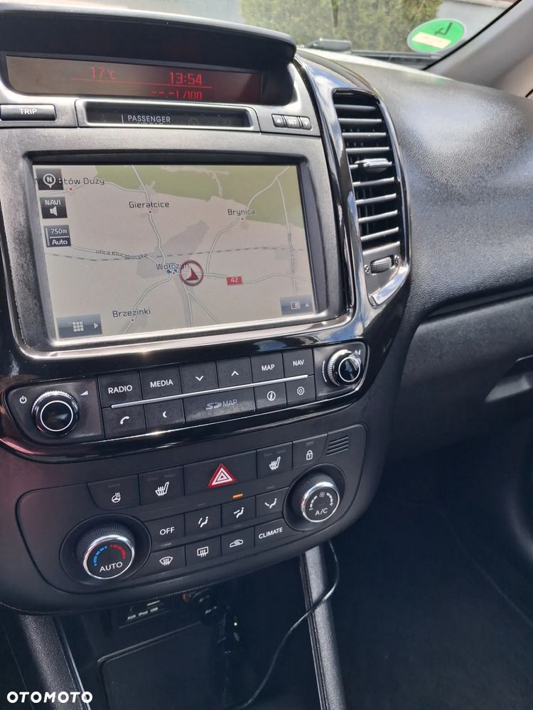 Kia Venga - 8
