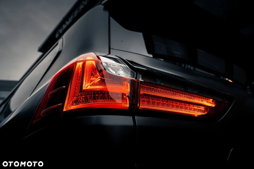 Lexus LX - 11