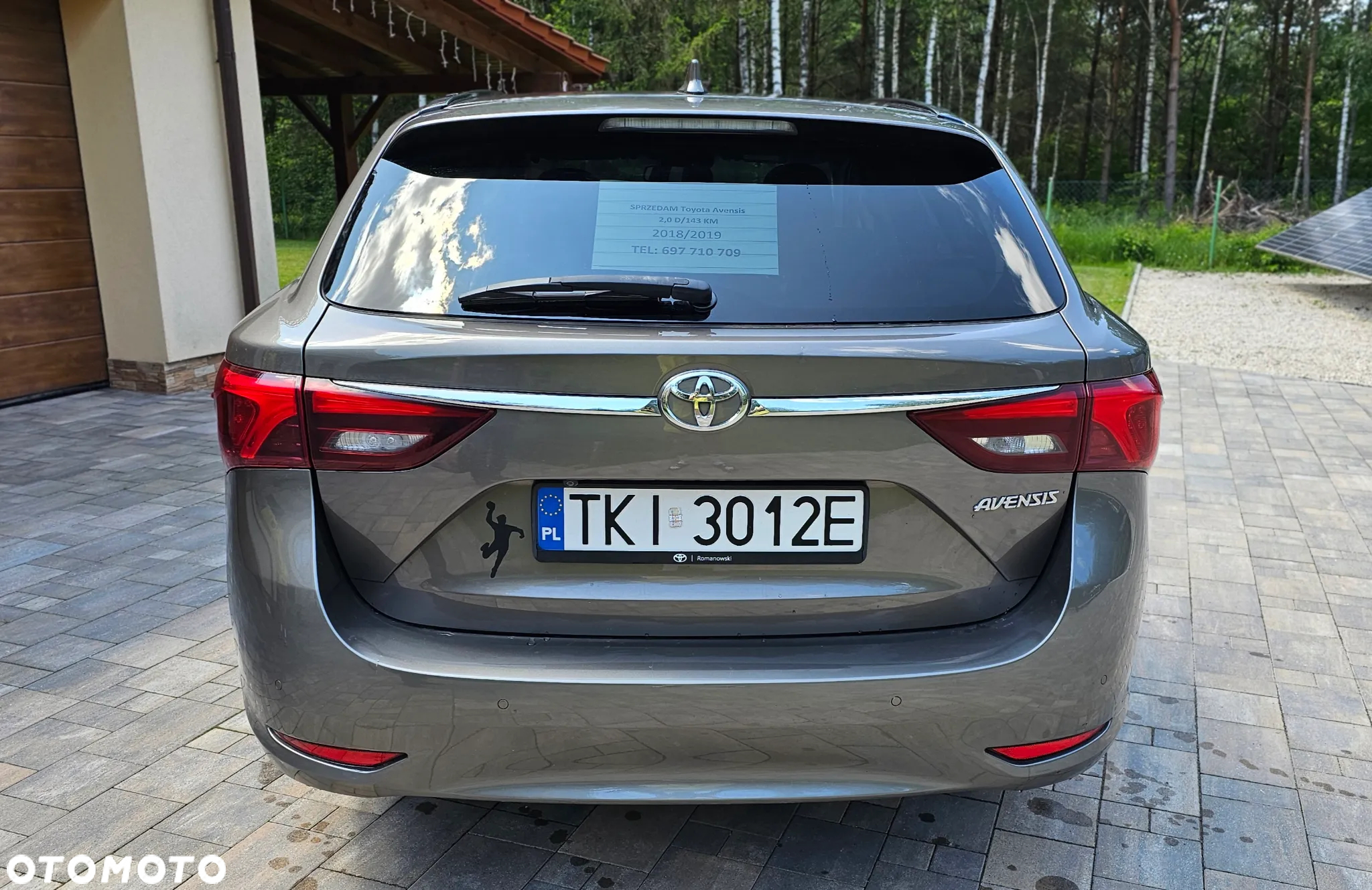 Toyota Avensis 2.0 D-4D Premium - 5