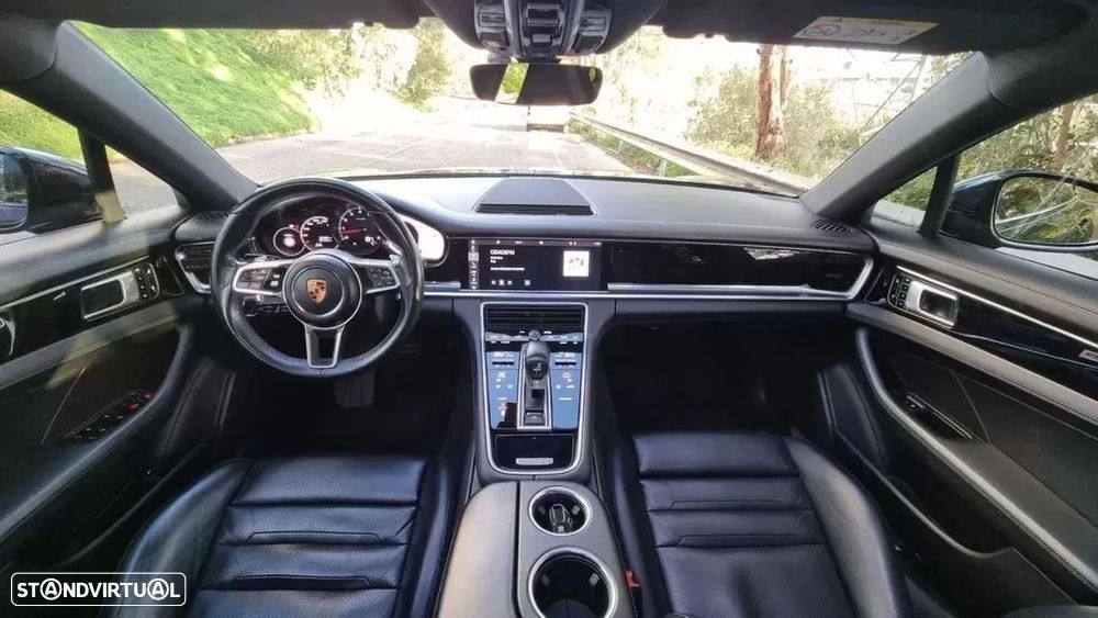 Porsche Panamera Sport Turismo 4 - 42