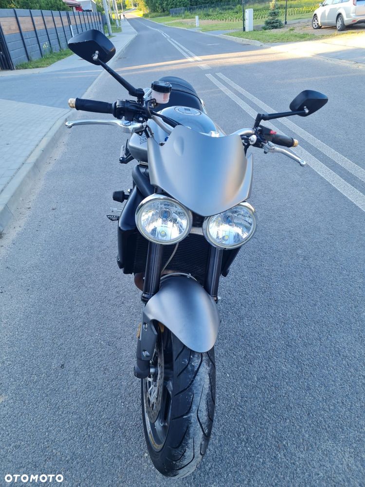 Triumph Street Triple - 5