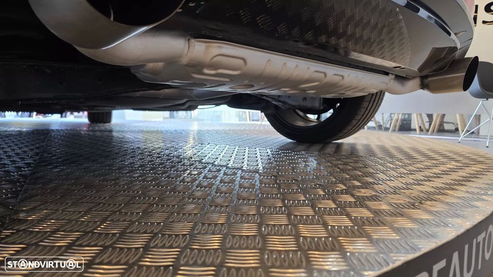 VW Golf 2.0 TSi GTI DSG - 22