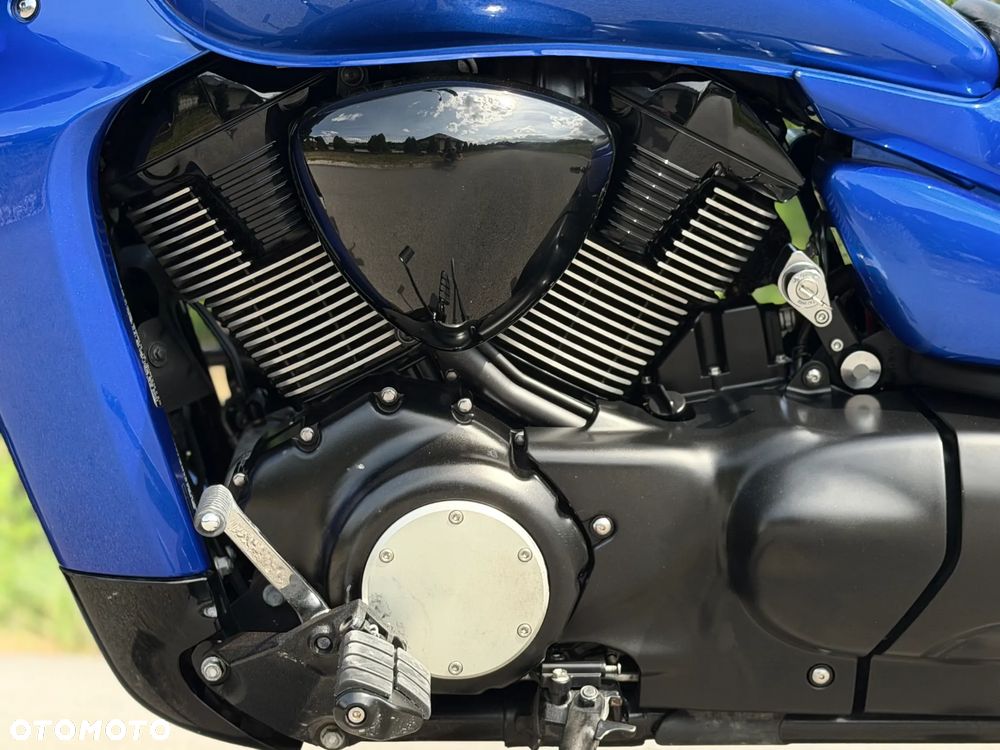 Suzuki Boulevard - 11