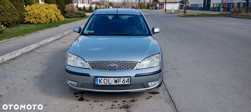 Ford Mondeo 1.8 Ghia - 4
