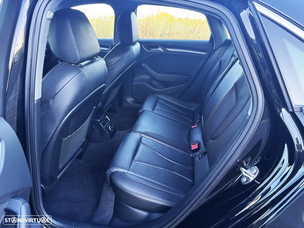 Audi A3 Limousine 1.0 TFSI Sport S tronic - 19