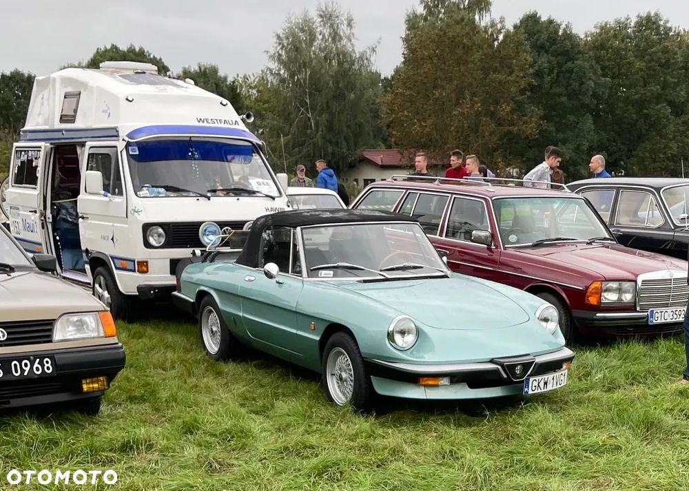 Alfa Romeo Spider - 4