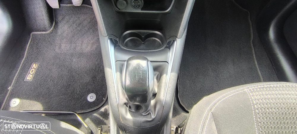 Peugeot 208 1.2 PureTech Allure - 23