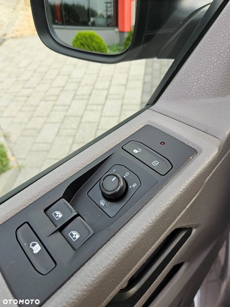 Volkswagen Transporter LONG 2.0TDI - 20