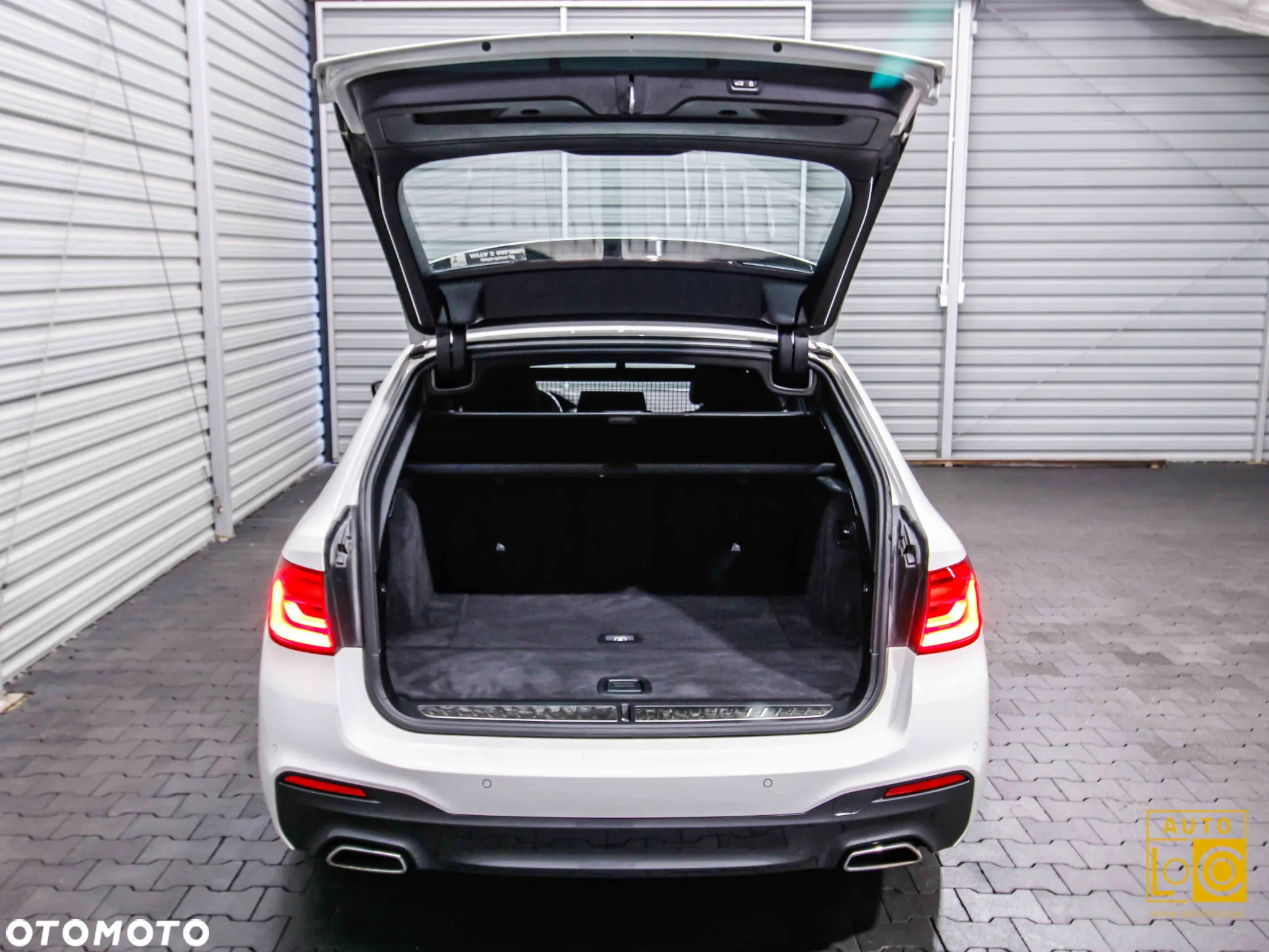 BMW Seria 5 520d xDrive M Sport sport - 9