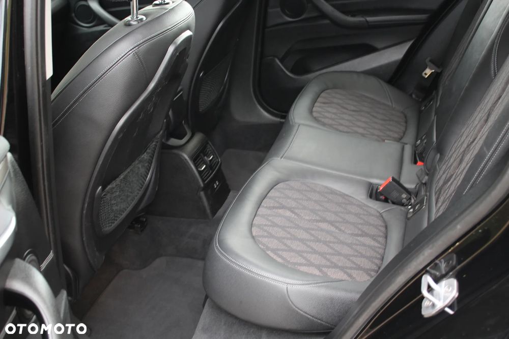 BMW X1 - 18