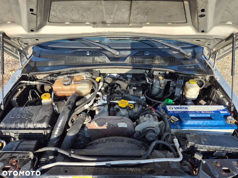 Jeep Cherokee 2.8 CRD Exclusive - 16